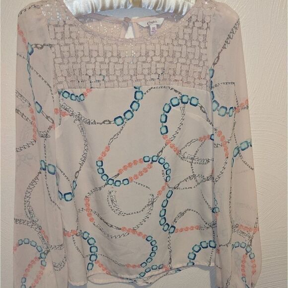 ‎Candie's sheer Top - Picture 2 of 5